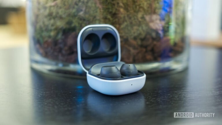 Samsung’s next budget earbuds sound like they have incredible battery life
