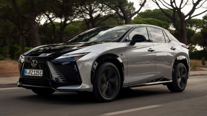 Lexus RZ review