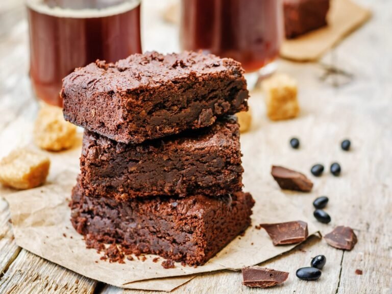 Just 1 cup of black beans curbs inflammation in your body. Here are 4 science-backed recipes to boost your health.