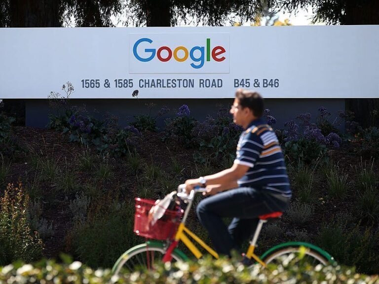 Want to land a tech internship? A Google engineer explains how networking 'intentionally' can help