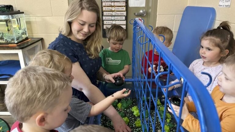 Most say child care costs are 'major problem': Survey