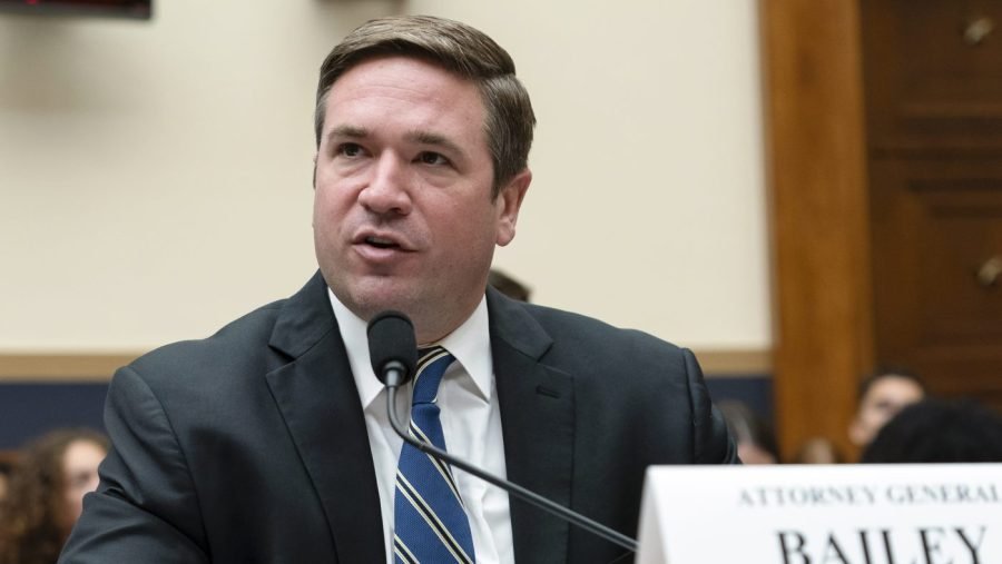 Missouri attorney general claims chatbots undermining Trump record