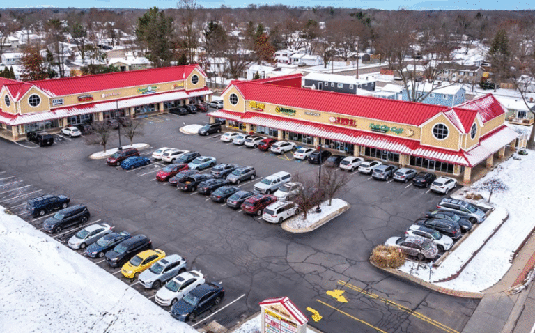 Two-Building Retail Plaza in Michigan Sells