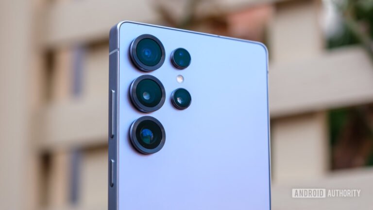 Did you know: Your phone supports a 320MP camera, but companies choose to skip them