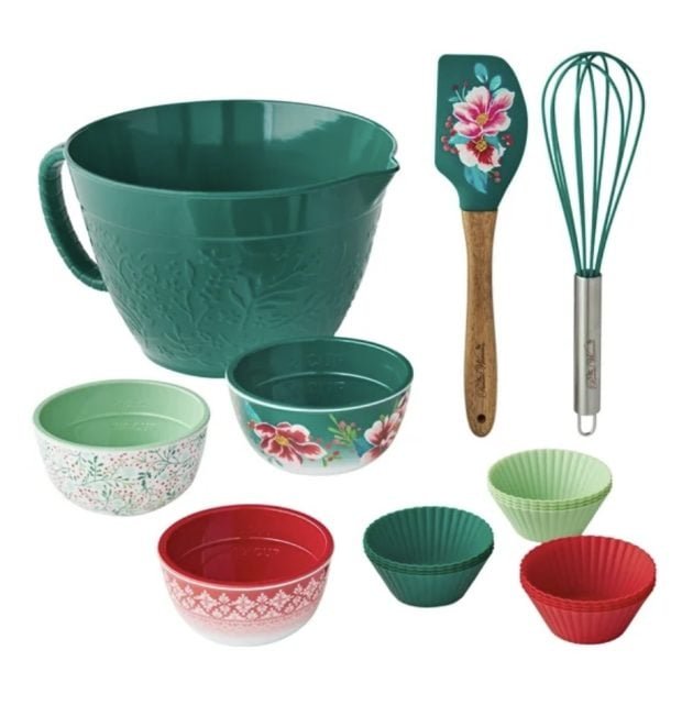 The Pioneer Woman 18-Piece Melamine Nesting Batter Bowl Set only $13!