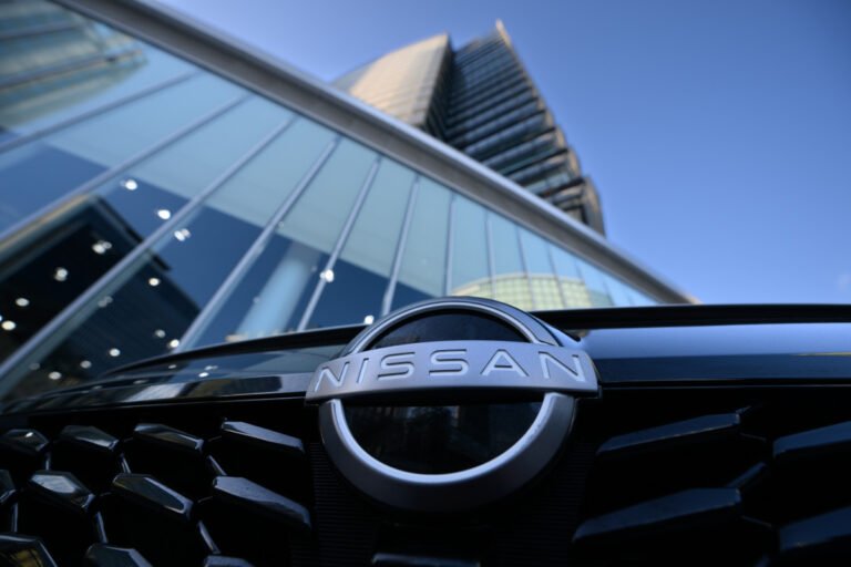 Nissan Is Trying to Delay Supplier Payments to Ease Spending