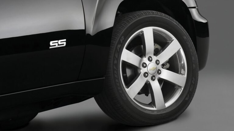 Chevrolet's Old V8 SUV Is A Fan Favorite