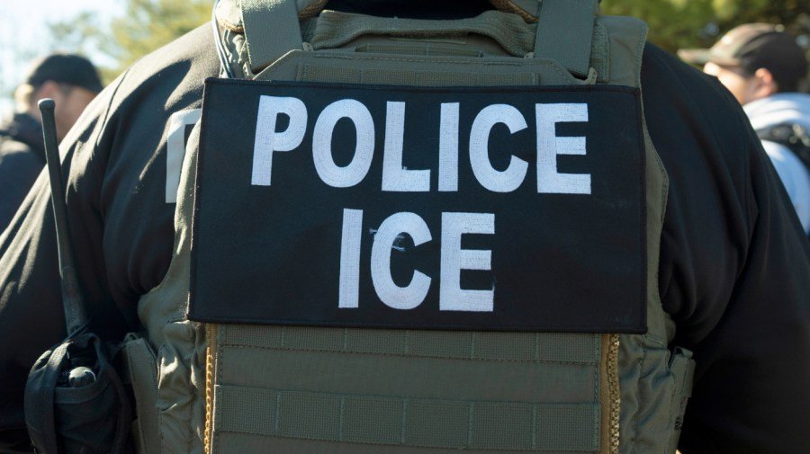 U.S. citizen seeks $1 million after arrest, detention for recording immigration raid