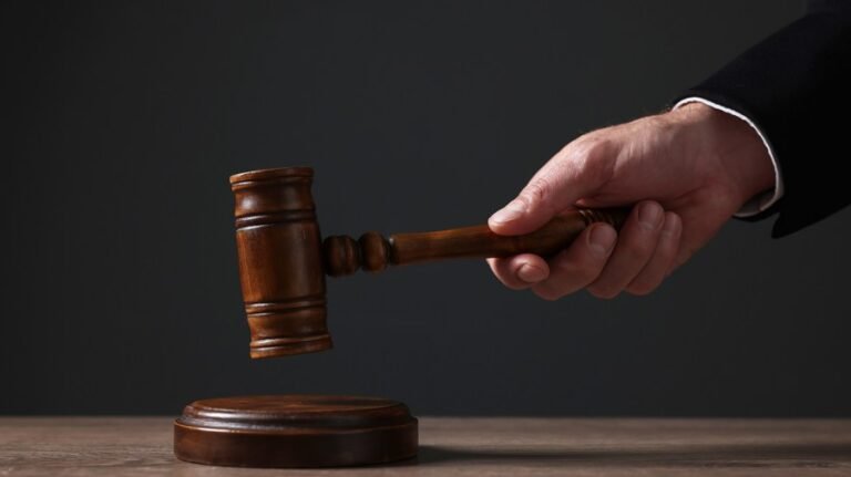 A federal judge reminds government inspectors: Get a warrant