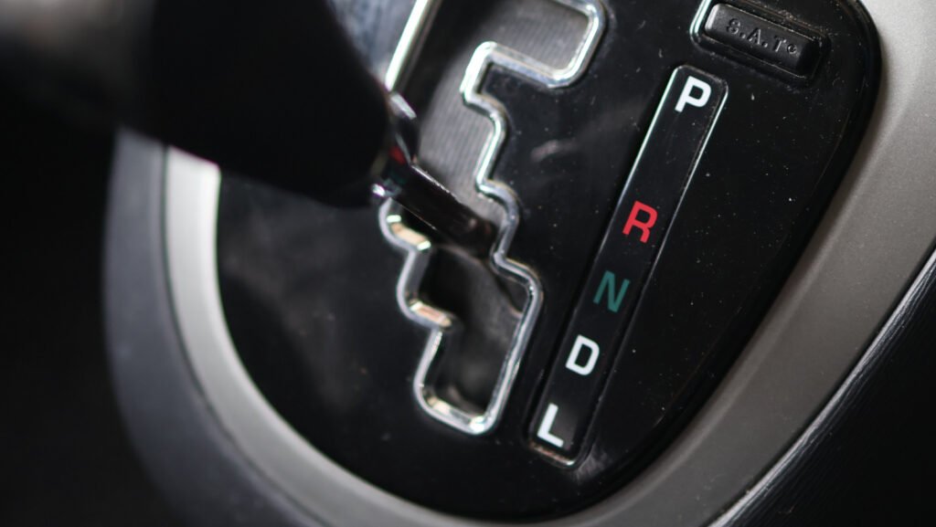 Who Built The First Automatic Transmission, And What Was The First Car To Use It?