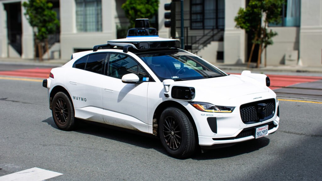Explaining The 6 Levels Of Automated Driving, And Which Ones Are Actually On U.S. Roads