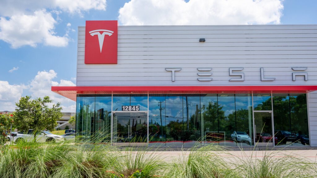 Texas Governor Fights Release Of Elon Musk Emails Because Some Details Are 'Intimate And Embarrassing'