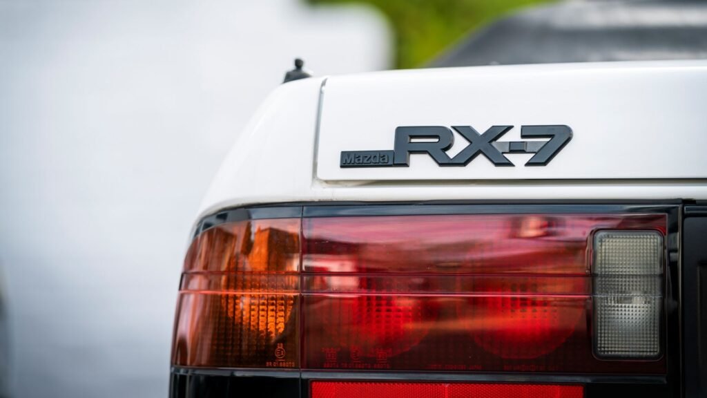 FC RX-7: The Forgotten Version of Mazda's Rotary Sports Car
