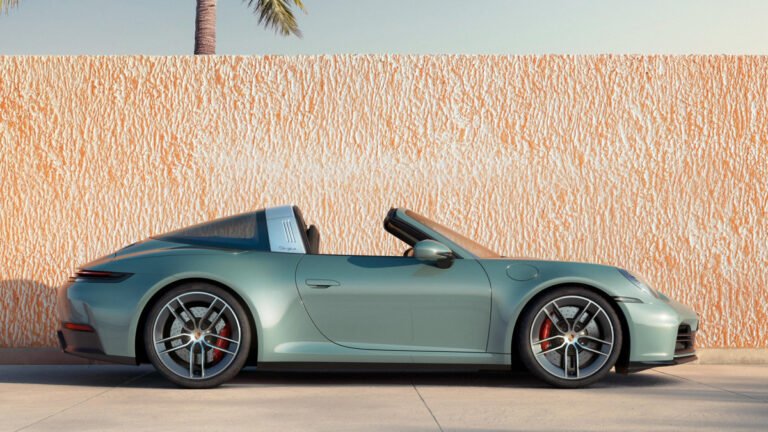 New Porsche 911 Carrera 4S Trades Three Pedals For More Horsepower