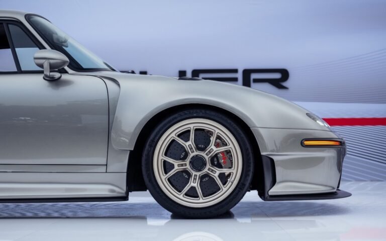 Gunther Werks Unveils Fighter-Inspired Slantnose 911