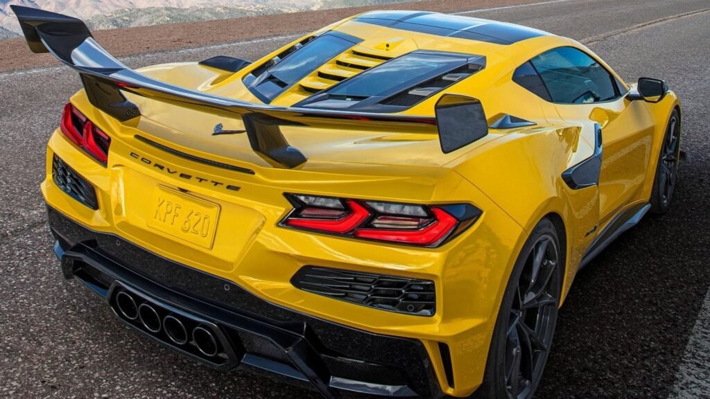 Corvette ZR1s Stolen From Factory Lead Police On Multi-State Chase