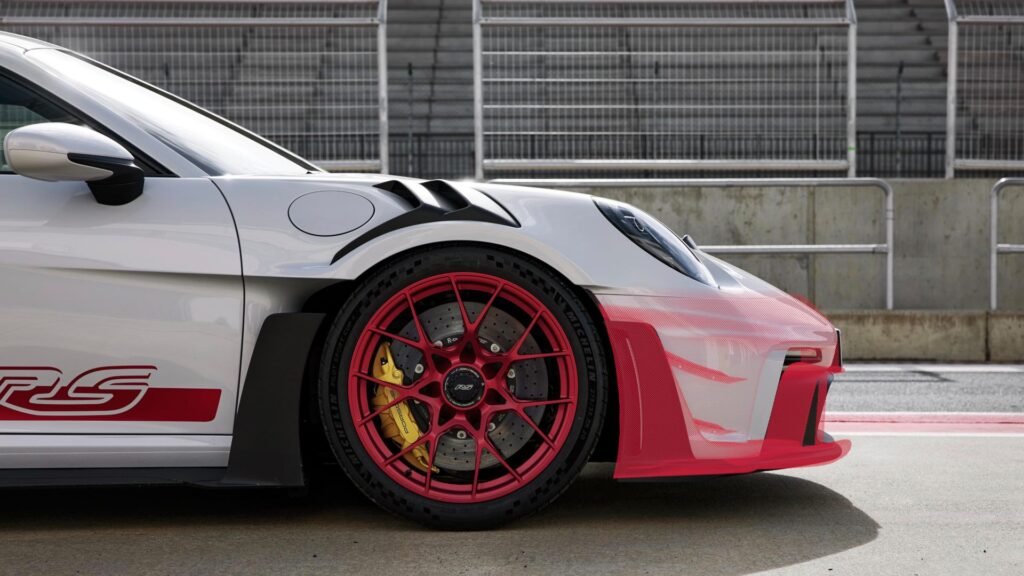 This Porsche Patent May Show Us The New Front End Of The 911