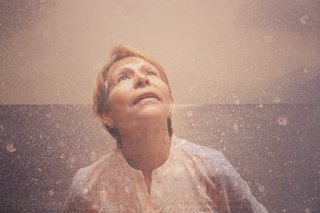Photographs That Depict Dementia With Dignity
