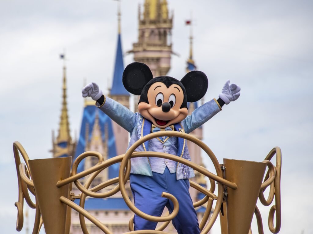 Want a Disney career? Here's how to get into its program for recent college grads and students, according to 4 alumni.
