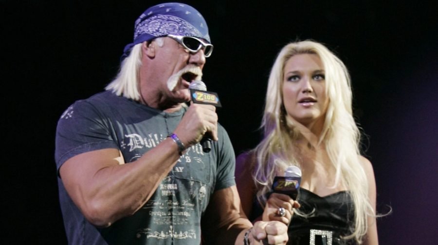 Brooke Hogan says 911 calls, video key to Hulk Hogan's death