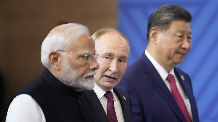 6 in 10 support US sanctions on Russia's trading partners: Poll