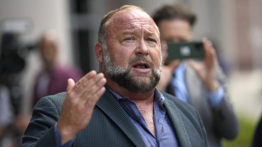 Judge clears way for The Onion to revive bid for Alex Jones's Infowars