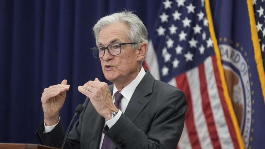 Powell: Fed faces 'challenging situation' as Trump policies shake economy