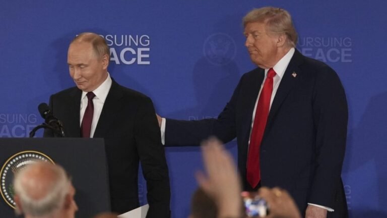 Will Putin 'wriggle out' of Zelensky meeting?