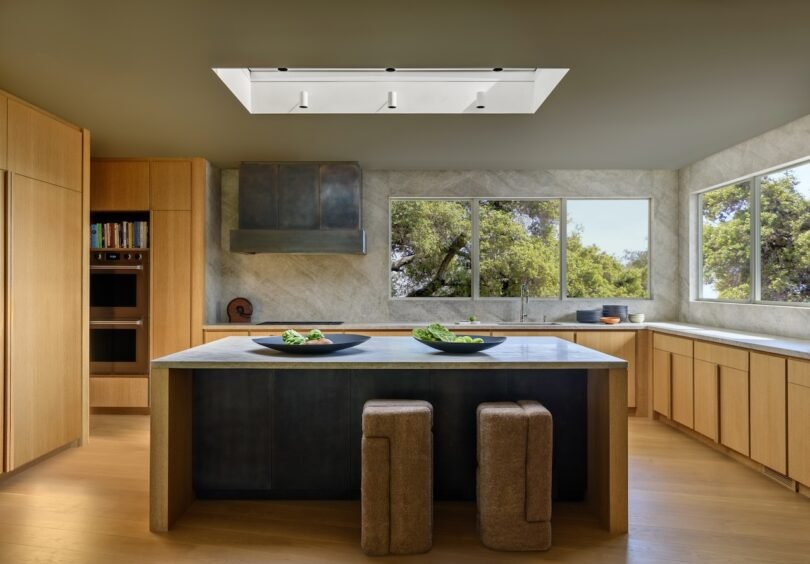 Studio AHEAD’s Ceramic-Filled House Redefines Contemporary Luxury