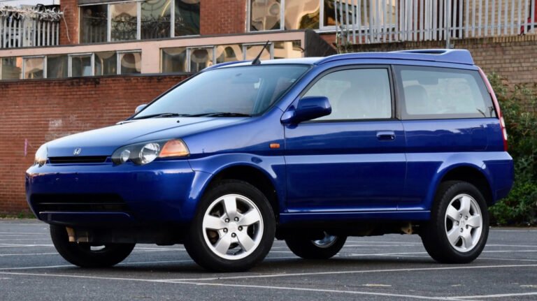 This Three-Door 1999 Honda HR-V With A Manual Is A Way Better Deal Than Any New HR-V