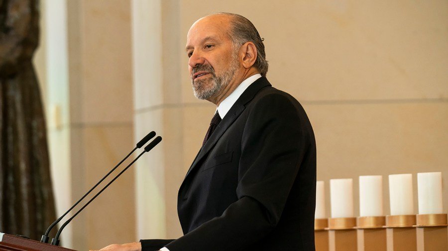 Lutnick defends Trump push for Intel stake: 'This is not socialism'