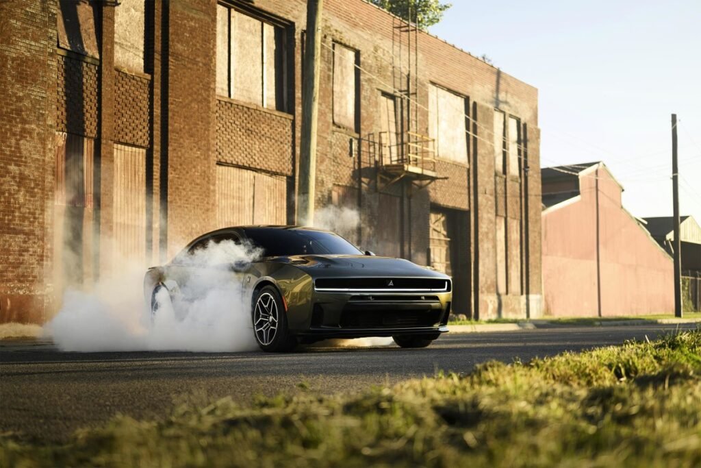 5 Reasons Why the 2026 I6 Dodge Charger Helps You Forget the V8 Challenger