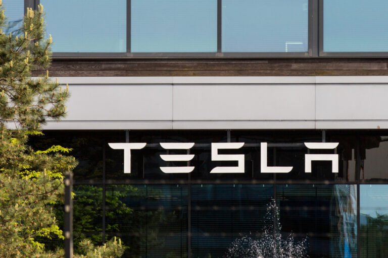 Tesla Halves UK Lease Prices As Sales Collapse And Legal Pressure Mounts