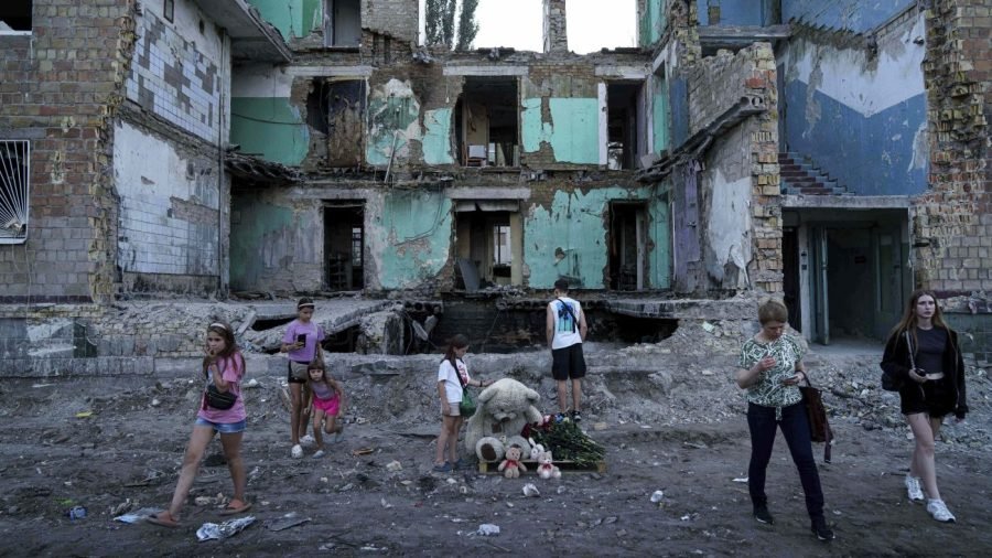 ‘Russophobia’ is a joke, but how should we feel about ordinary Russians?