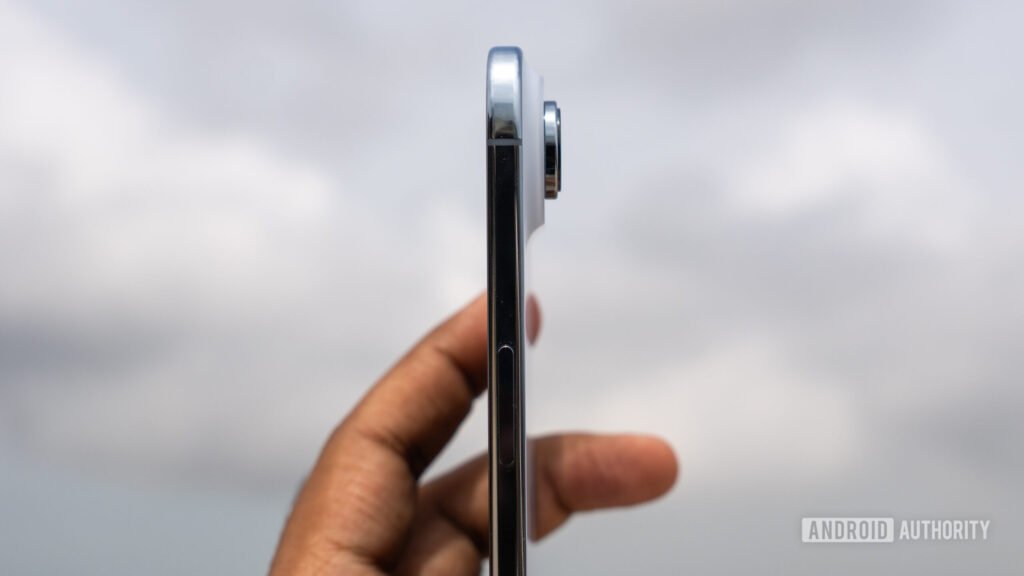 The internet is out to break the iPhone Air, but it seems indestructible