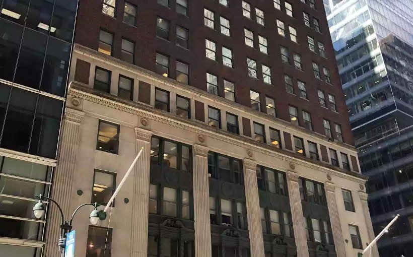 Inditex Founder Poised to Sell Midtown Offices at Deep Discount