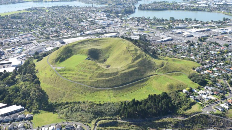 “Passion Project” Reveals Auckland’s Hidden Urban Faults