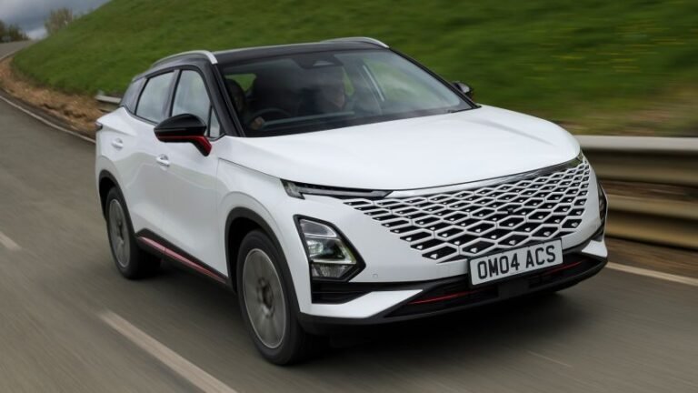 Car Deal of the Day: £187 per month Omoda 5 does a good Nissan Qashqai impression for a lot less