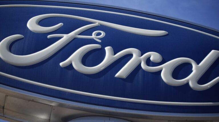 Ford recalls 290K vehicles over rearview camera safety issue