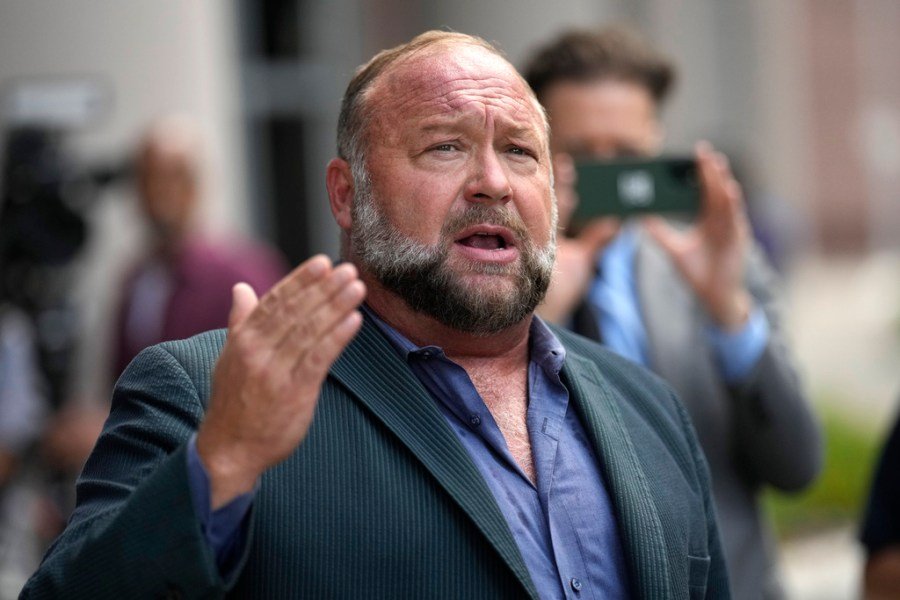 Supreme Court lets stand Sandy Hook families’ $1.4B defamation judgment against Alex Jones 