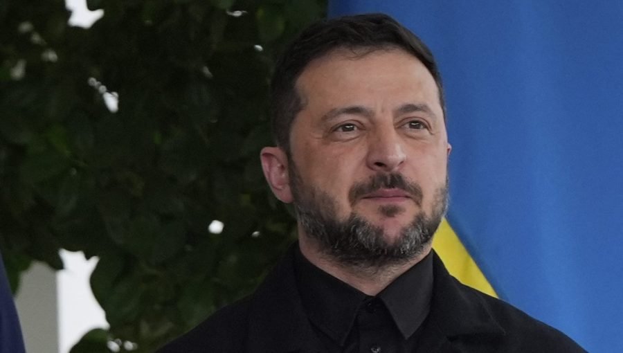 Russia targets Ukraine energy facilities ahead of Trump meeting with Zelensky