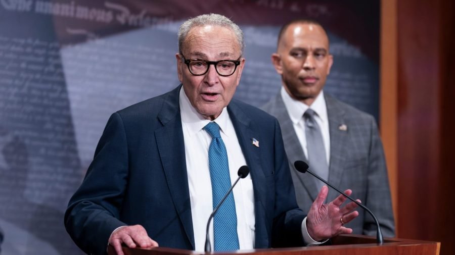 Top Democrats knock 'erratic and unhinged' Trump behavior as government shuts down