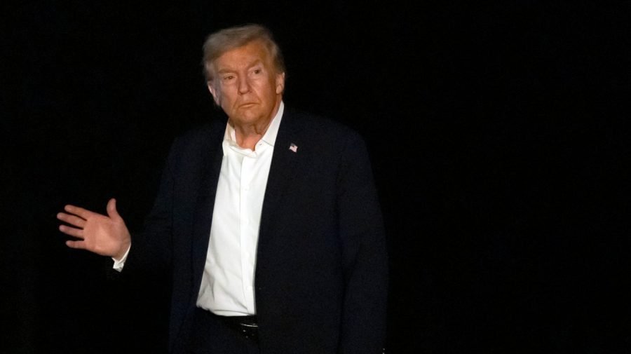 Trump says he was moved by 'good round of applause' to call for Netanyahu pardon