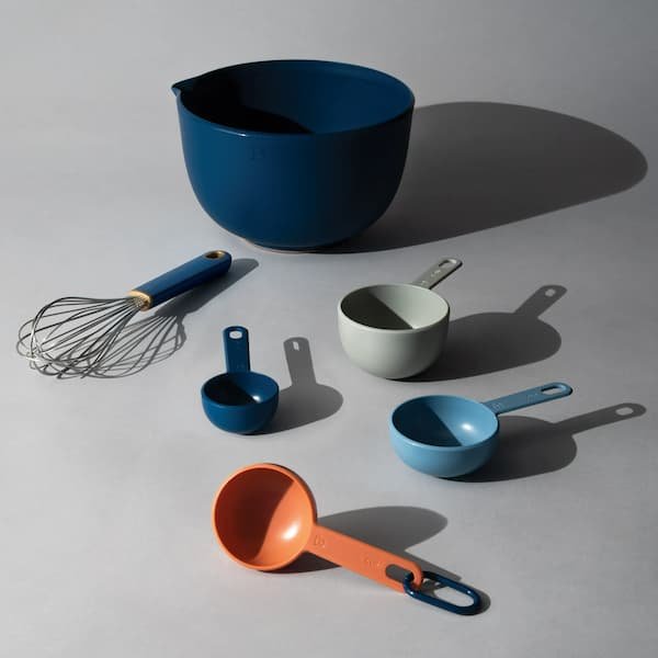 Beautiful 6-Piece Essential Baking Set only $6.35!