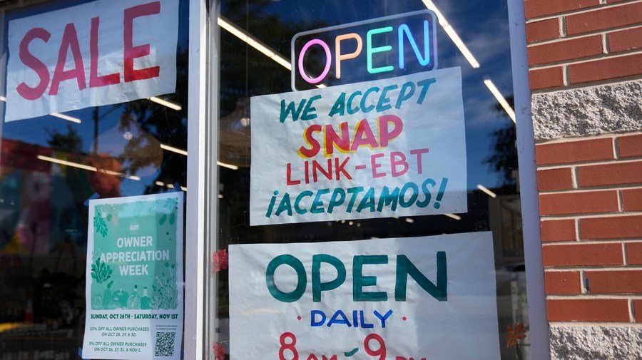 Which states have the most SNAP recipients?