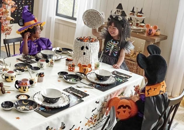 Pottery Barn Kids: Free Craft & Costume Party Event