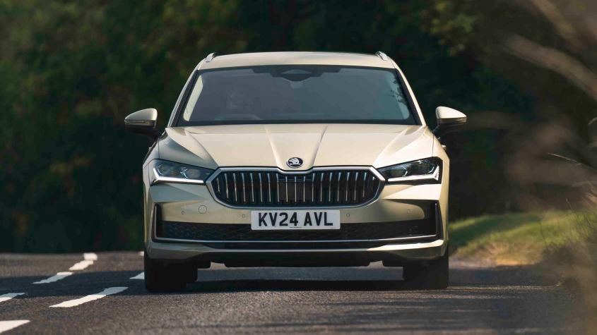 Car Deal of the Day: Skoda Superb Estate iV PHEV can do it all for only £235 a month