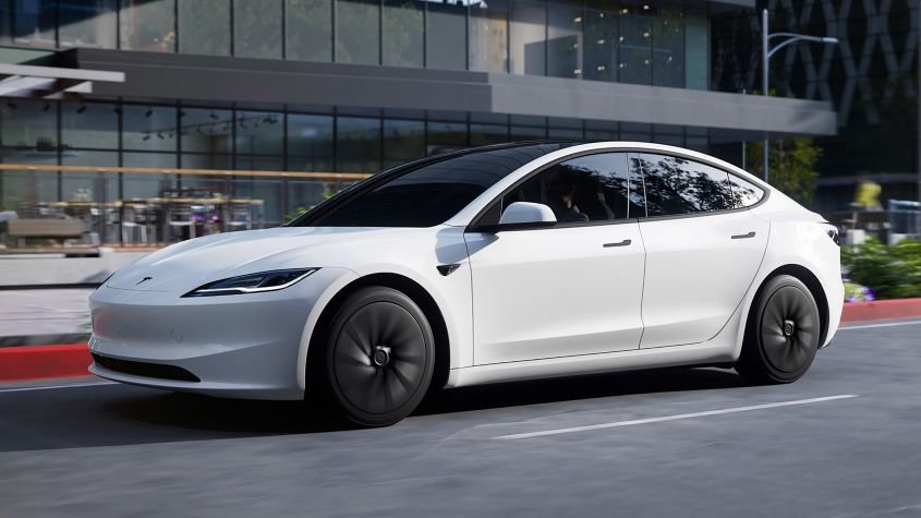 New Tesla Model 3 Standard 2025 - pictures