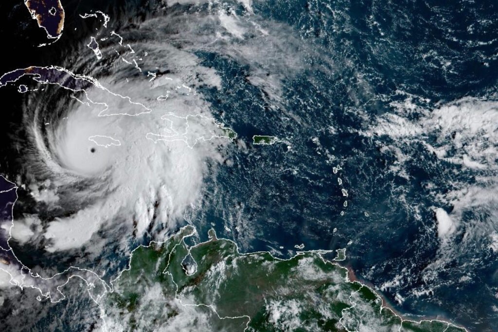 NOAA hurricane hunter crews, researchers flying without pay