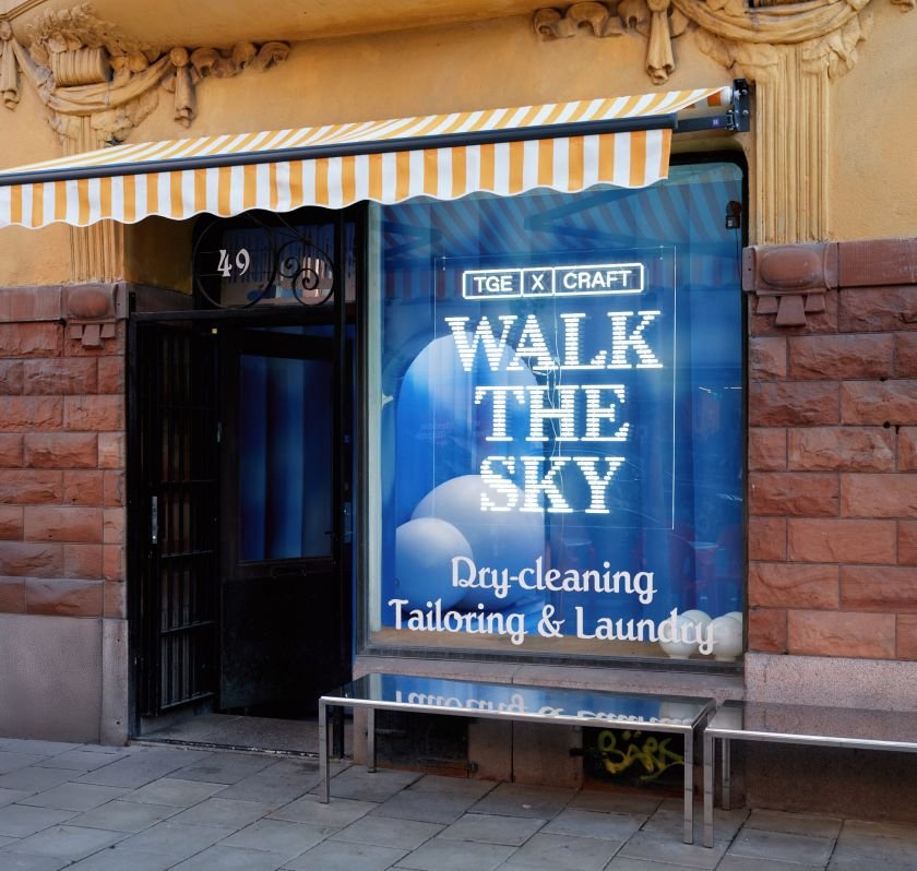 The store where you experience a shoe with your whole body